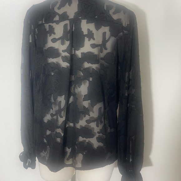 C+D+M collection sheet black floral button down collard blouse large puff sleeve - Picture 8 of 9